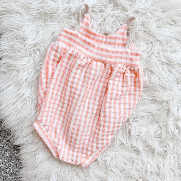 Arrows + Rubies | Peaches & Cream Shortie Stella Romper - Picture 3 of 10